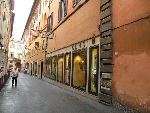  boutique de vêtements Cenci
